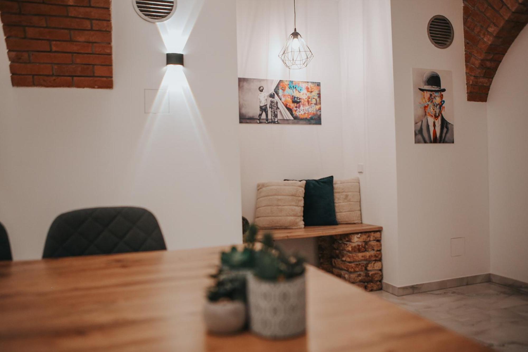 Zizkoff Apartments プラハ エクステリア 写真